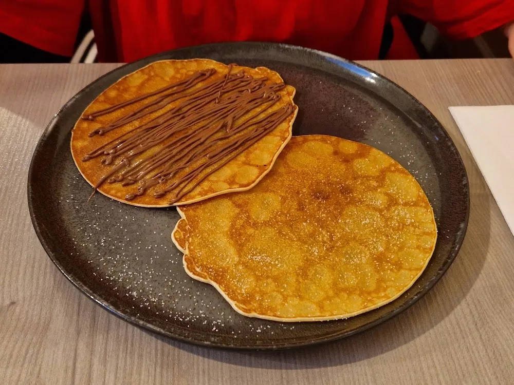 Crêpe de Froment Au Nutella Et Crêpe de Froment Au Sucre